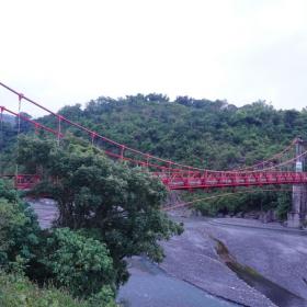 鹿鳴吊橋與鹿野溪