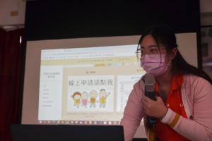 弘道老人基金會「全國互助連線」成員林宥妍，帶來基金會經驗分享