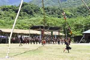 達魯瑪克部落鞦韆祭