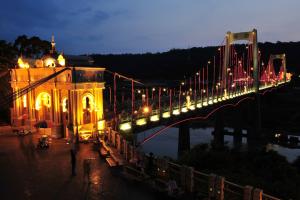 這十年中的攝影旅遊鏡頭—大溪橋夜景